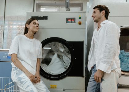 Tapis qui sent mauvais après lavage : que faire ?