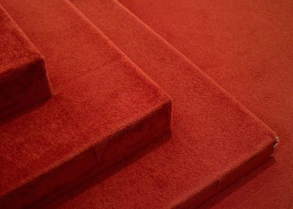 Comment empêcher un tapis de gondoler