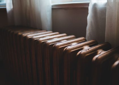 Radiateur percé : que faire tout de suite et ensuite ?